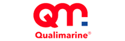 Logo Qualimarine Officiel : identité visuelle et marque déposée. Logo Qualimarine® affichant les initiales stylisées "QM" en rouge vif et un point bleu. Identité visuelle pour Qualimarine.
